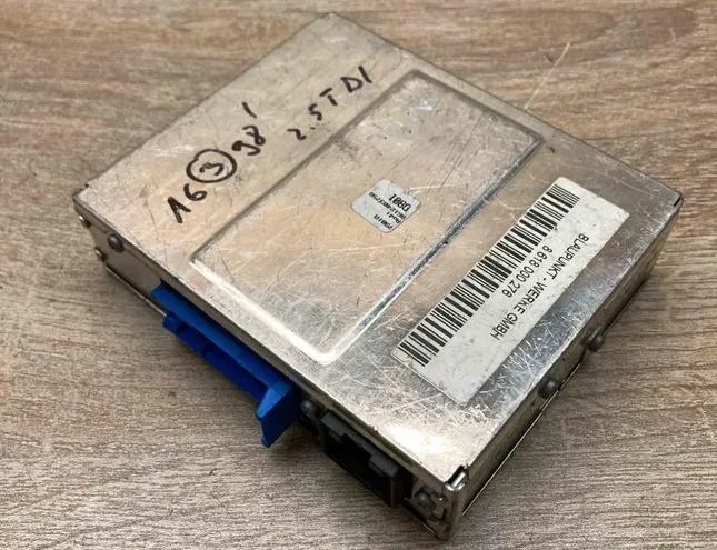 AUDI A6 C4/4A (1994-1997) Блок управления навигацией 4B0919895,7612001190 34360629