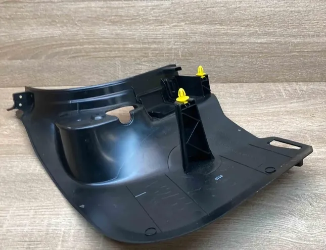 BMW 4 Series F32/F33/F36 (2013-2020) Right Side Pillar Trim 7315132,179491 34303259