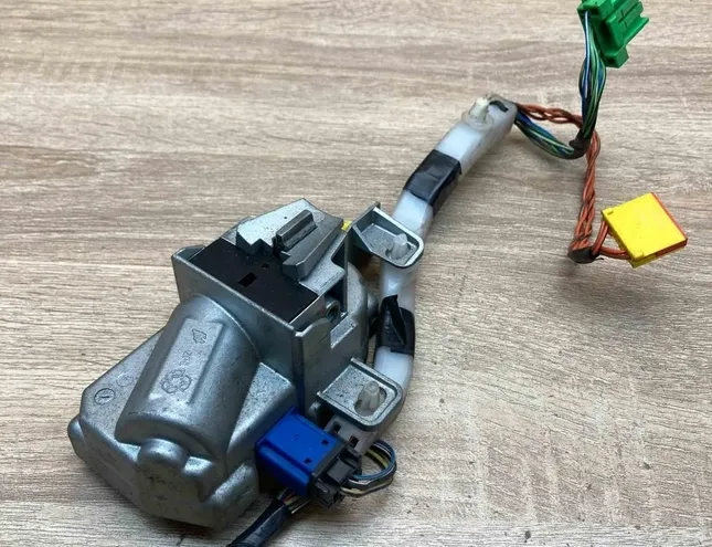 VOLVO S80 2 generation (2006-2020) Steering Locking Control Unit P30665124,6G9N3F880DC 34383801