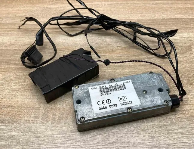 AUDI A6 C4/4A (1994-1997) Блок управления навигацией 08880889020047 34343416