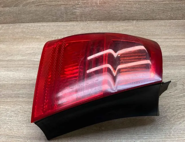 BMW 3 Series E21 (1975-1983) Left Side Tailgate Taillight 7160061 34360556
