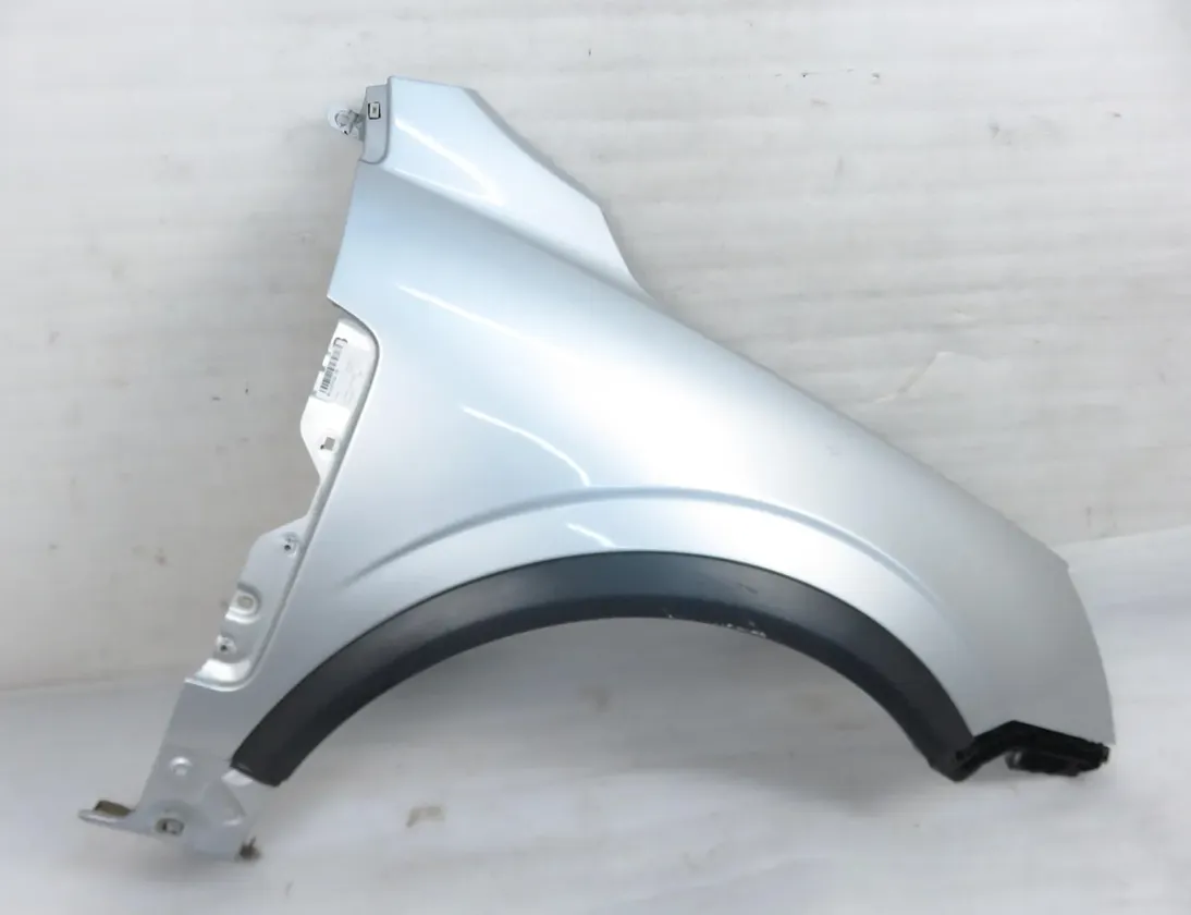 OPEL Antara 1 generation (2006-2015) Front Right Fender 33527168