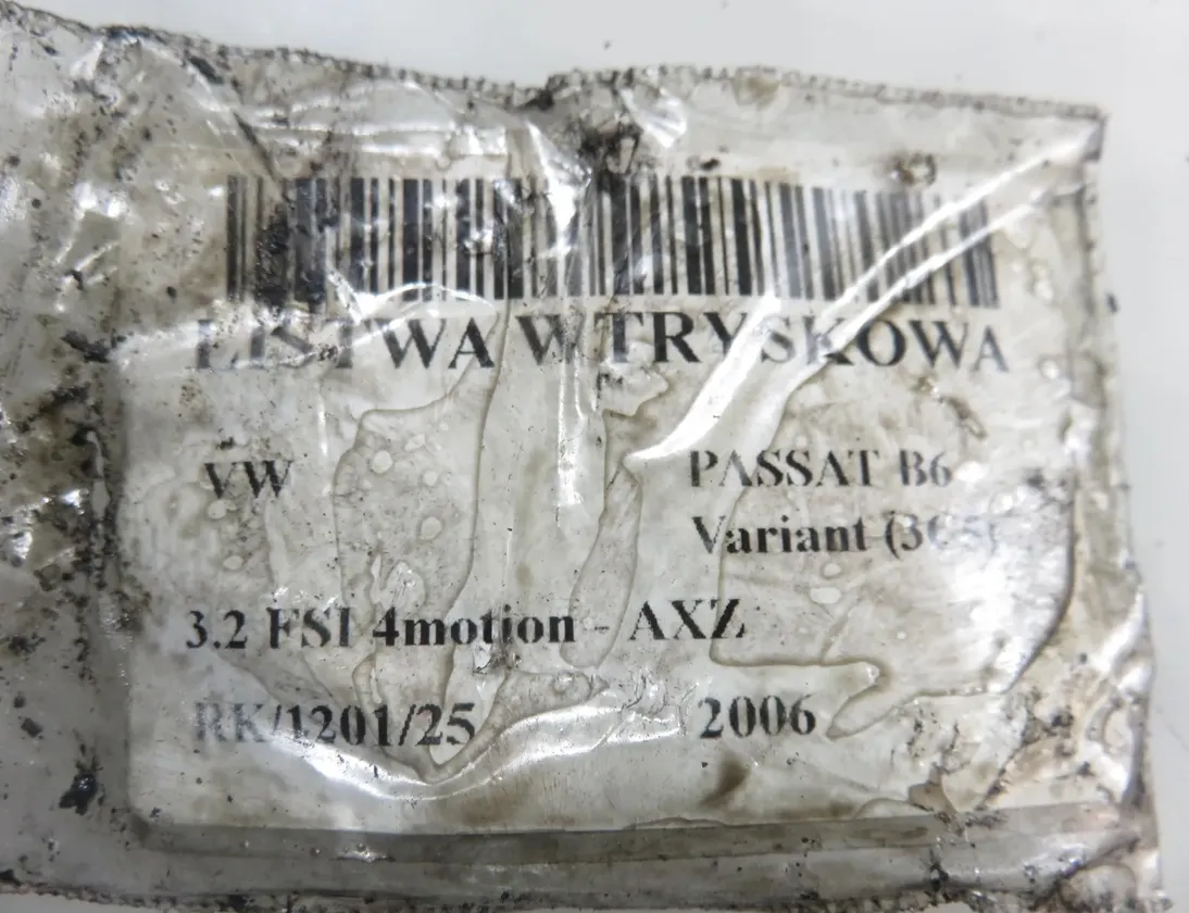 VOLKSWAGEN Passat B6 (2005-2010) Топливная рейка 03H906036A,03H133316 33919851