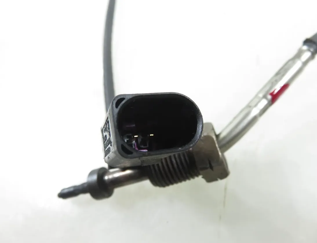 VOLKSWAGEN Tiguan 1 generation (2007-2017) Exhaust gas temperature sensor 03L906088GP 33920064