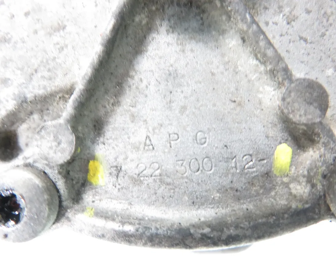 VOLKSWAGEN Transporter T4 (1990-2003) Vacuum Pump 075145100,72053342 34068757