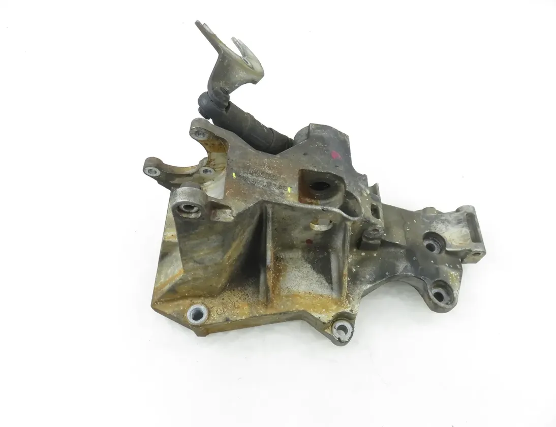 VOLKSWAGEN Passat B5 (1996-2005) Alternator bracket 038903143AE,038145283 34843757