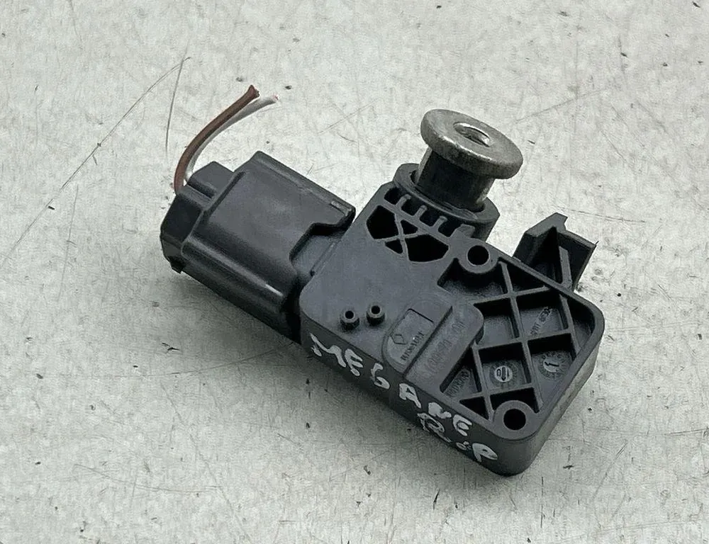 RENAULT Megane 3 generation (2008-2020) Rear Right Impact Sensor 988300005R 34120543