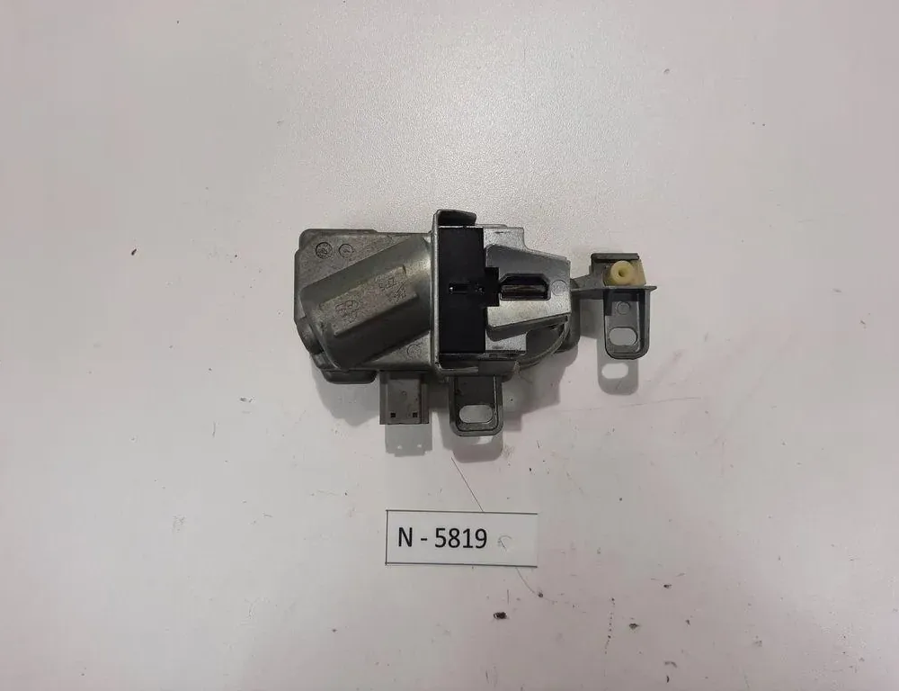 VOLVO V40 Cross Country 1 generation (2012-2020) Steering Locking Control Unit 31340956 34101426