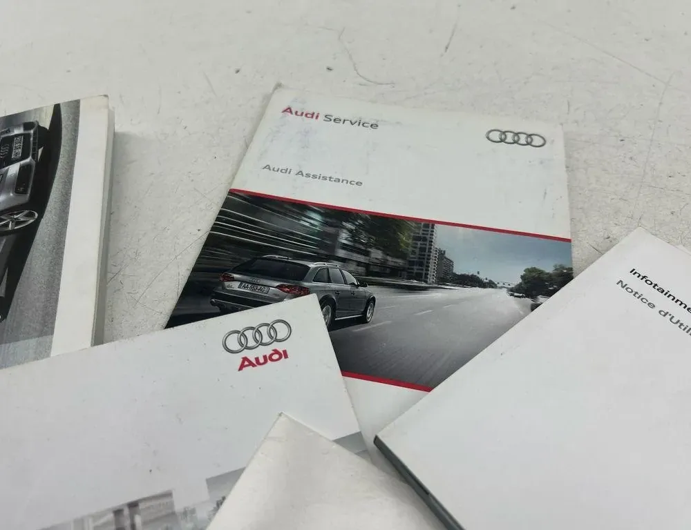 AUDI A4 B8/8K (2011-2016) Книга обслуживания 34122886