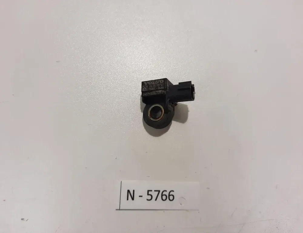 VOLVO V40 Cross Country 1 generation (2012-2020) Rear Right Impact Sensor 31387891 34101696