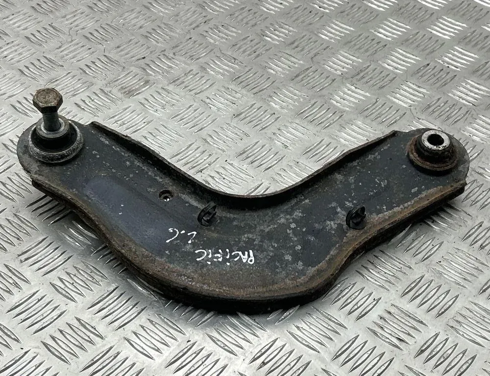 CHRYSLER Pacifica 2 generation (RU) (2016-2023) Rear Left Arm 34120429