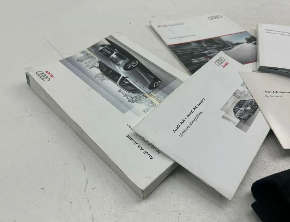 AUDI A4 B8/8K (2011-2016) Книга обслуживания 34122886