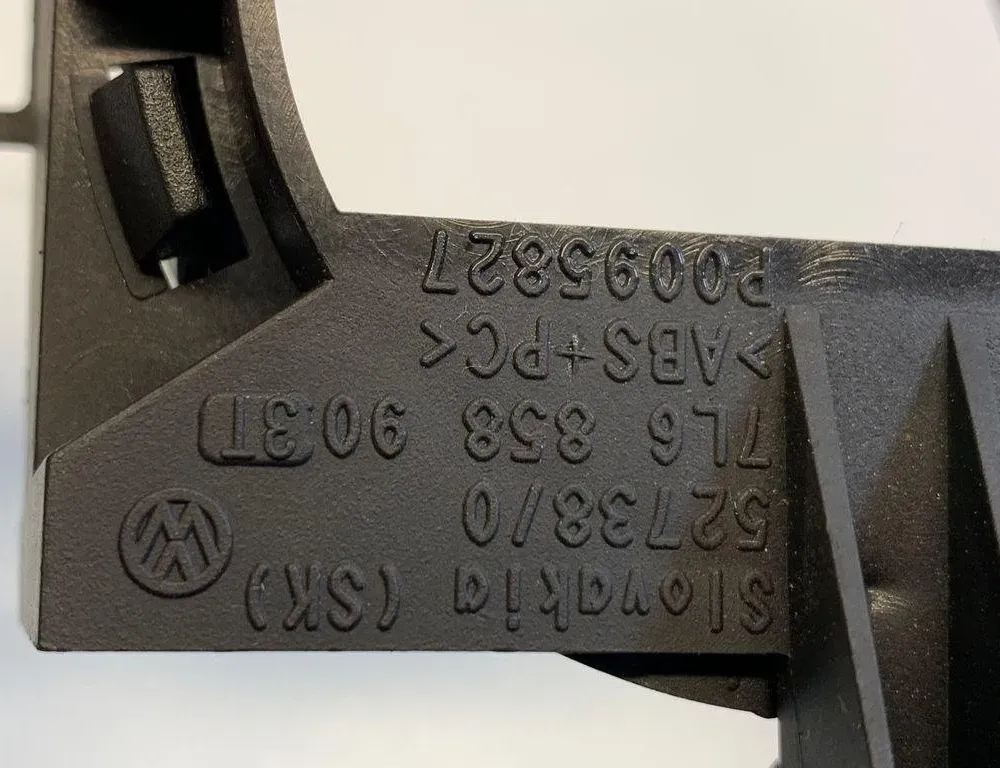 VOLKSWAGEN Touareg 1 generation (2002-2010) Другие внутренние детали 7L6858903T 30674459