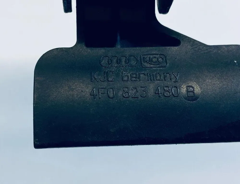 AUDI A6 C6/4F (2004-2011) Bonnet Safety Latch 4F0823480B 30679279