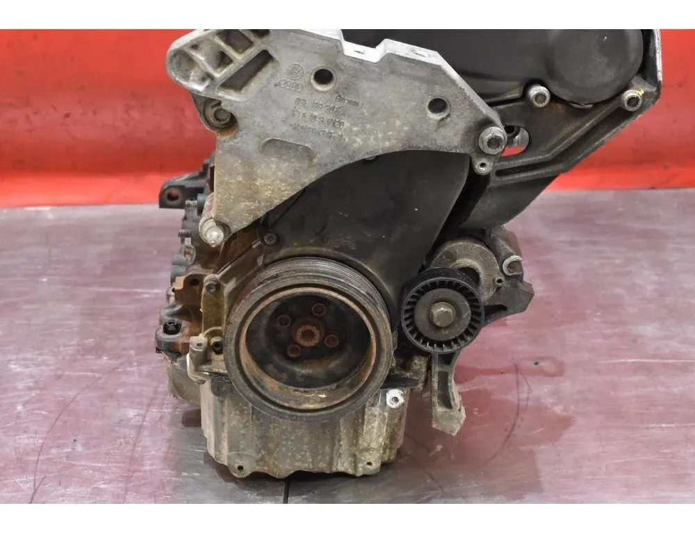 VOLKSWAGEN Passat B7 (2010-2015) Engine CFF 30076445
