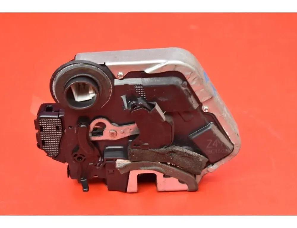 LEXUS RX 2 generation (2003-2009) Rear Right Door Lock LEXUS 31186587