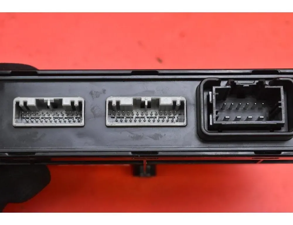 TESLA Model S 1 generation (2012-2024) Engine Control Unit ECU 1003101-00-E 31957587