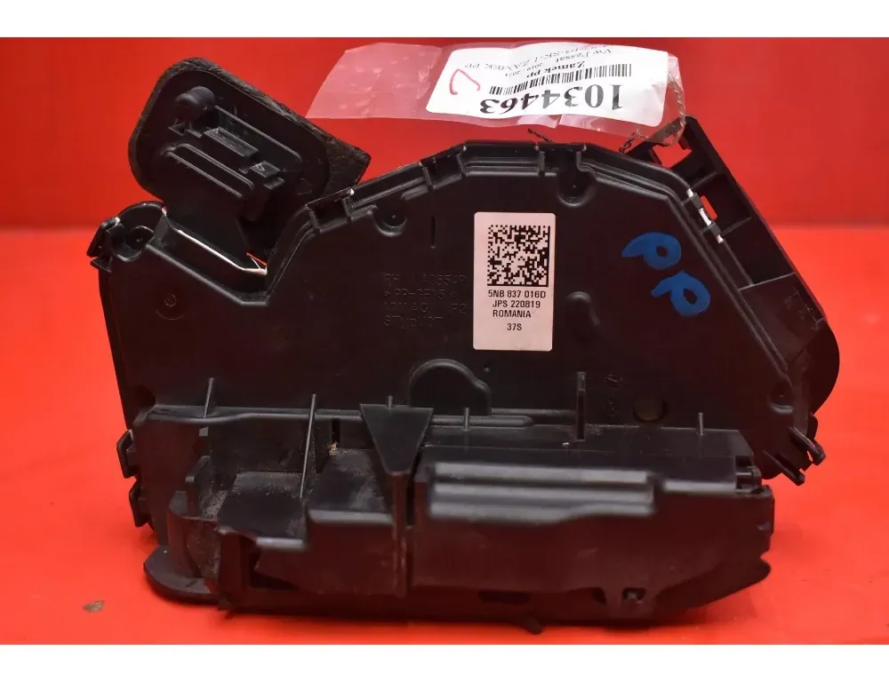 VOLKSWAGEN Passat B8 (2014-2023) Замок двери передний правый 5NB837016D 33663820