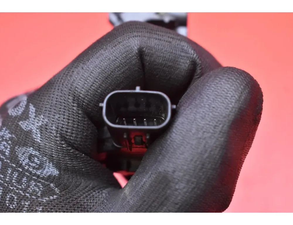 VOLVO V40 2 generation (2012-2020) Mass Air Flow Sensor MAF 31430000 33785034