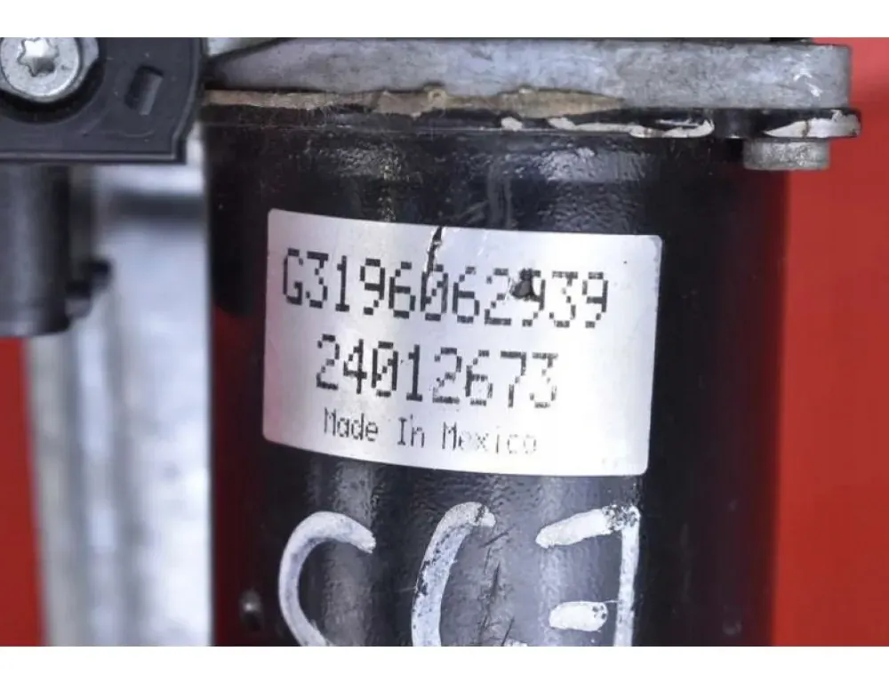 BMW X5 E70 (2006-2013) Wiper motor 7046570 33800070