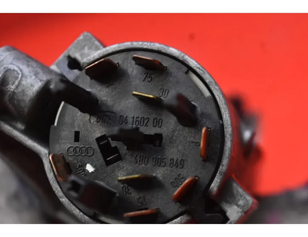 AUDI A4 B6/8E (2000-2005) Замок зажигания 4B0905851C 33800547