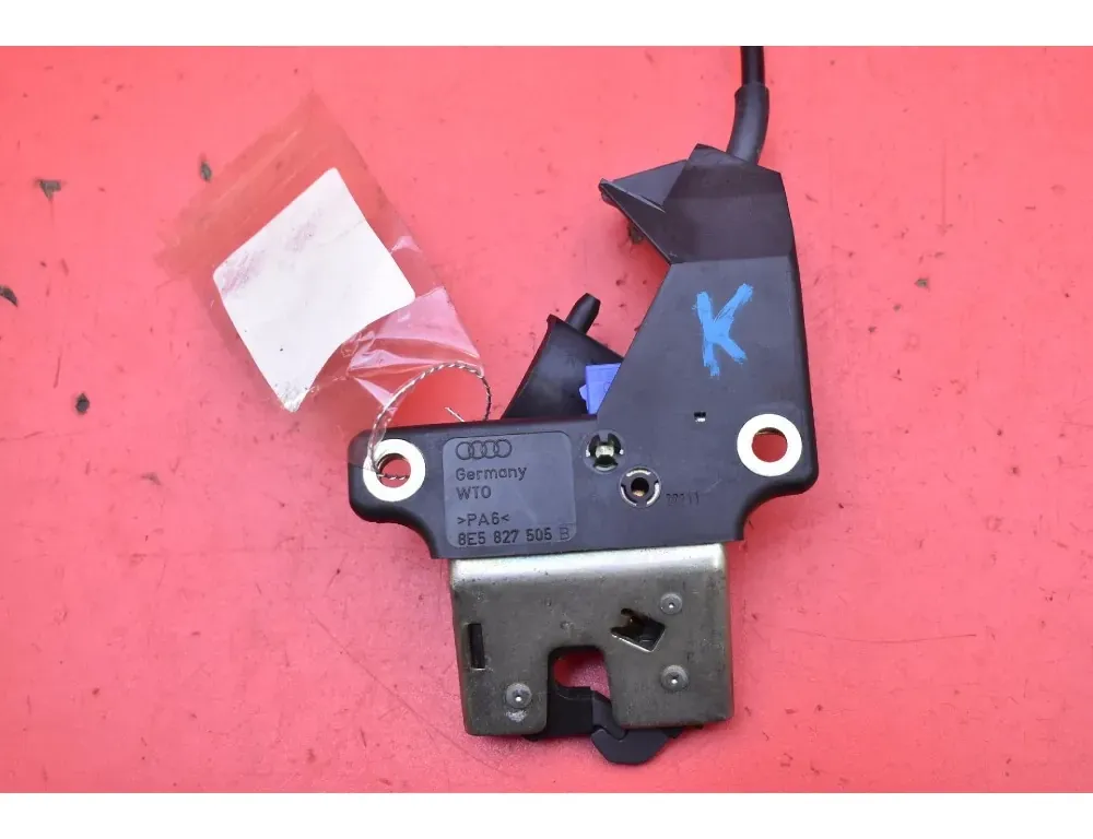 AUDI A4 B6/8E (2000-2005) Замок крышки багажника 8E5827505B 33800550