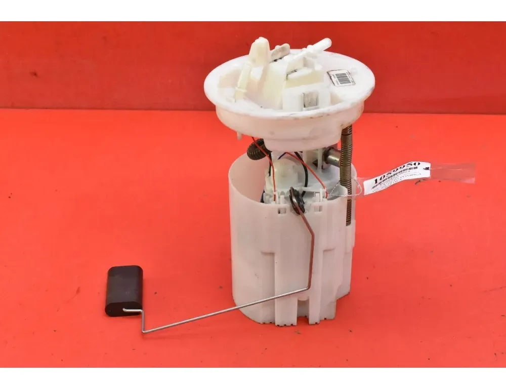 VOLVO V40 2 generation (2012-2020) Fuel Pump 31321091 34528807