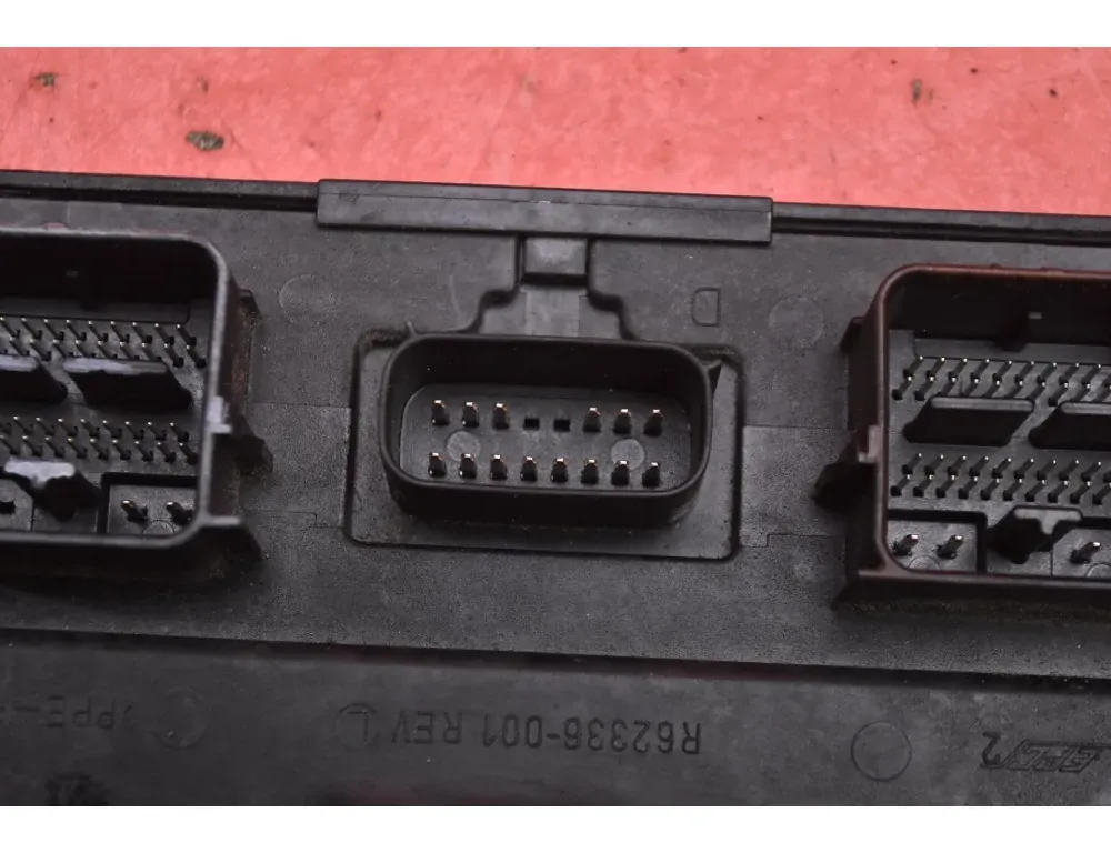 JEEP Grand Cherokee 4 generation (WK) (2004-2024) Fuse Box 68165691AC 34149818
