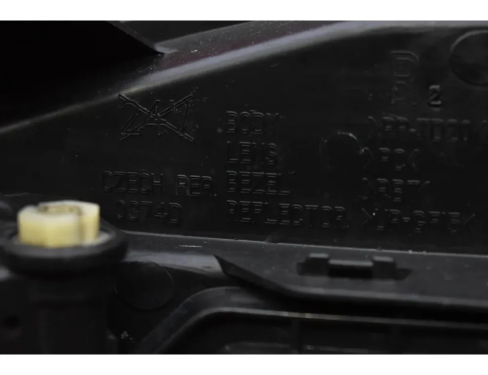 FORD Focus 2 generation (2004-2011) Front Right Headlight 2M51-13W029-BE 35377835
