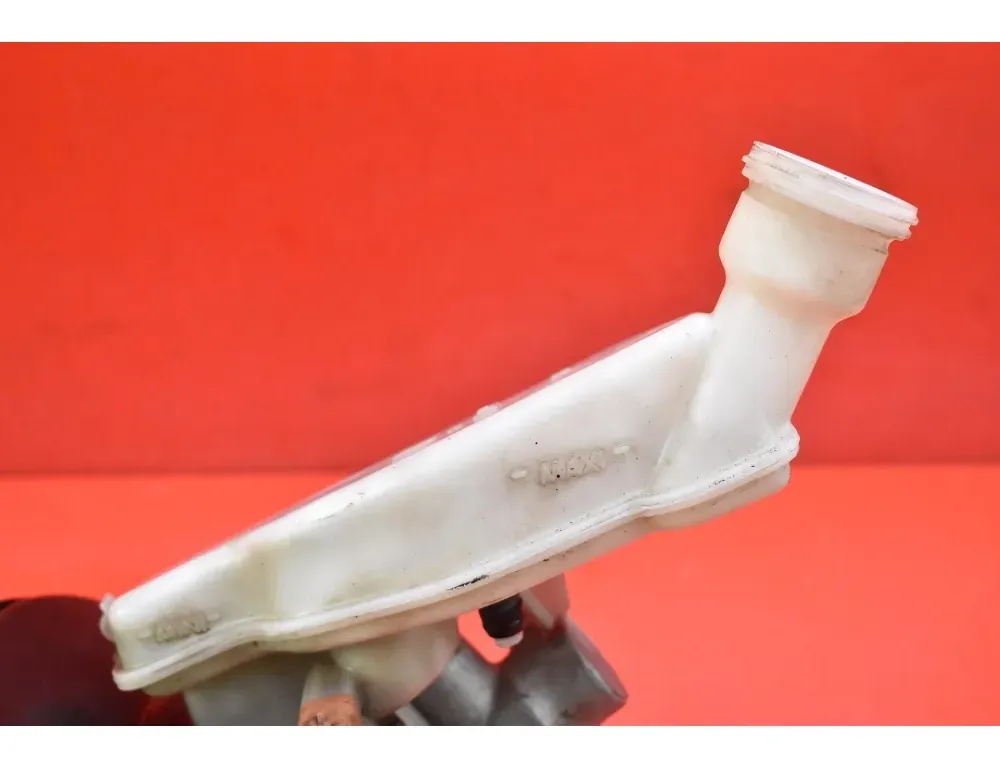 PEUGEOT 208 Peugeot 208 (2012-2015) Brake Fluid Tank 9805058180 34485668