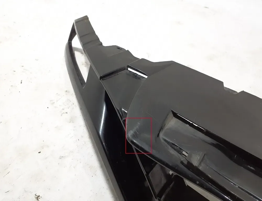 VOLVO XC90 2 generation (2014-2024) Front Bumper Molding 31663528 34529358