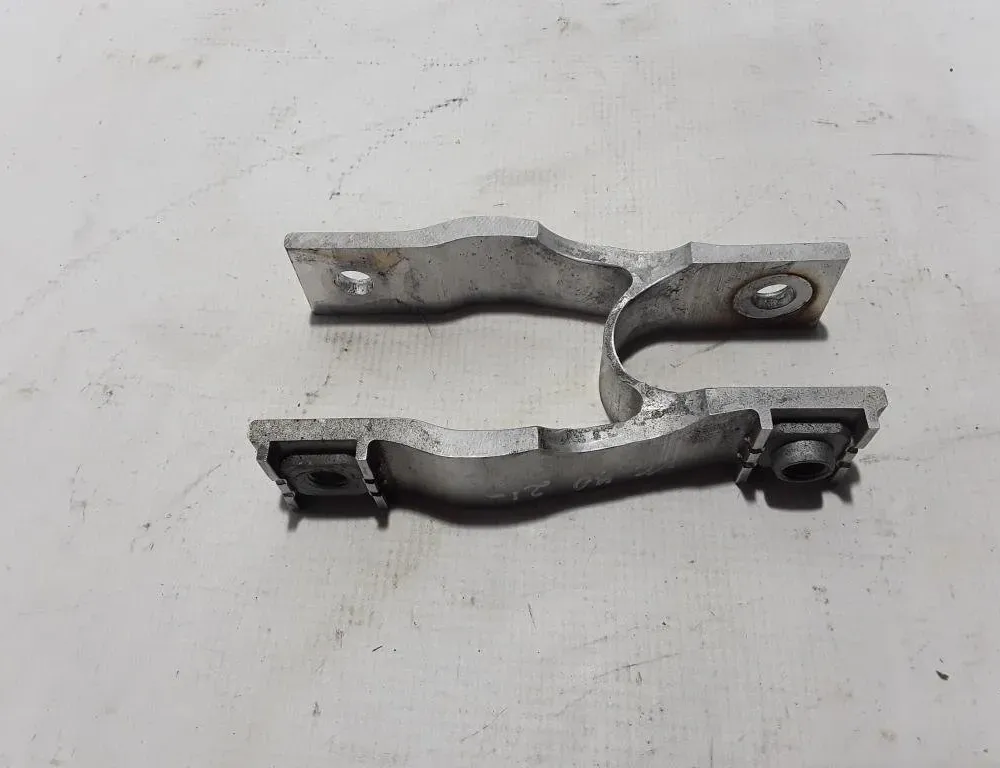 VOLVO XC90 2 generation (2014-2024) Engine Bracket Right Side 32139982 21013532