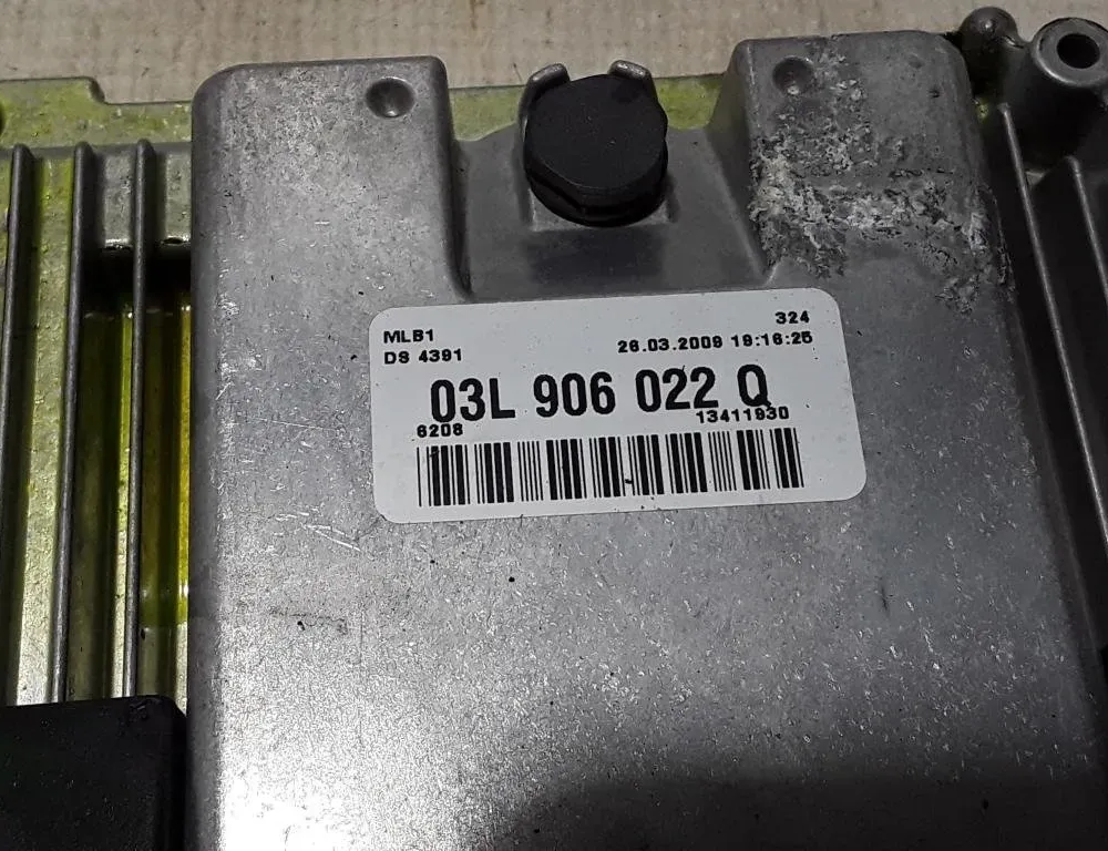 AUDI Q5 8R (2008-2017) Engine Control Unit ECU 03L906022Q 21016844