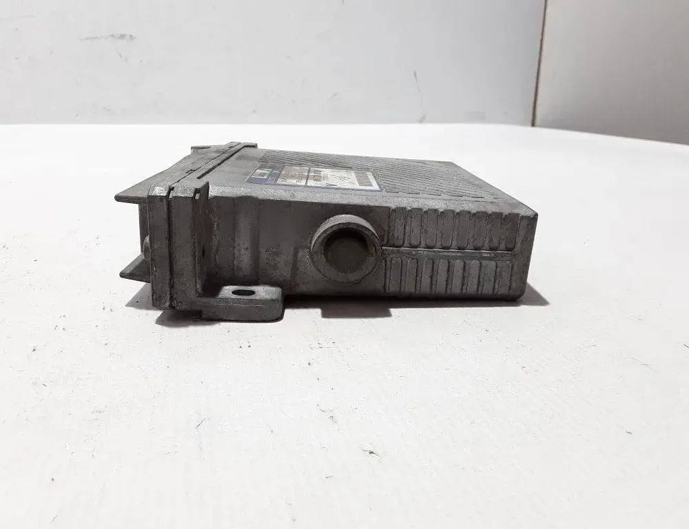 RENAULT Megane 1 generation (1995-2003) Engine Control Unit ECU 7700868189 21737923