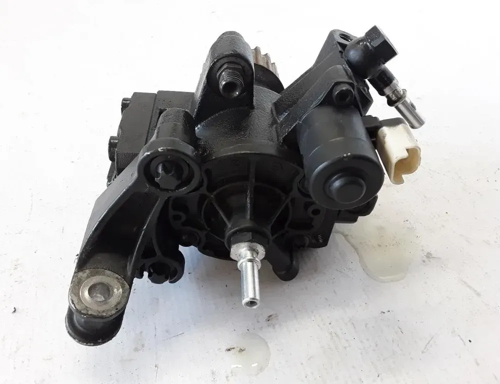 RENAULT Kadjar 1 generation (2015-2024) Fuel Pump 8201100115 22382135