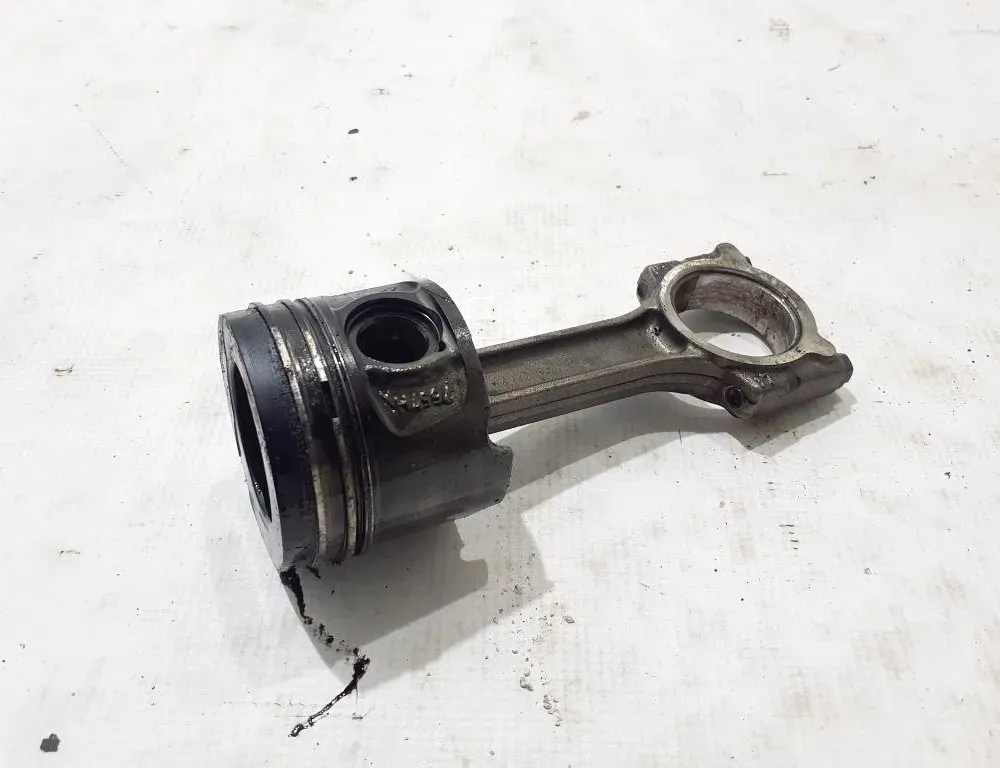 RENAULT Kangoo 2 generation (2007-2021) Piston 120A11104R 22853848