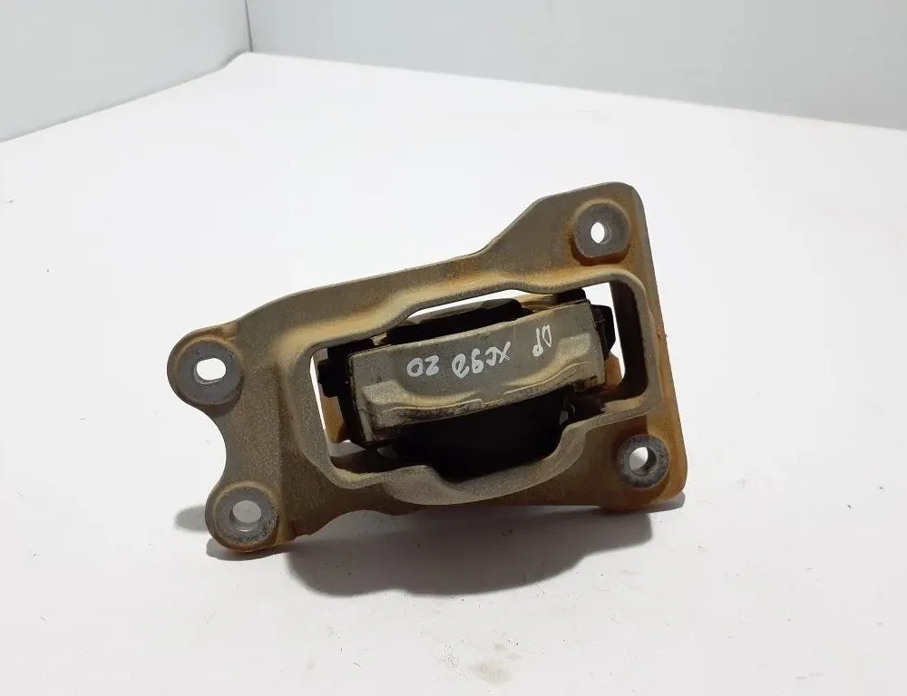 VOLVO XC90 2 generation (2014-2024) Left Side Engine Mount 32255204 27842751