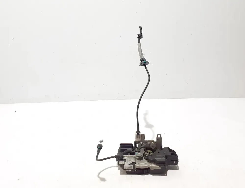 VOLVO S90 2 generation (2016-2023) Right Side Sliding Door Lock 31462447 33452097