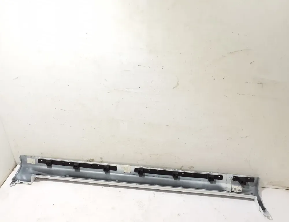 VOLVO XC90 2 generation (2014-2024) Right Side Plastic Sideskirt Cover 31672370 34529352