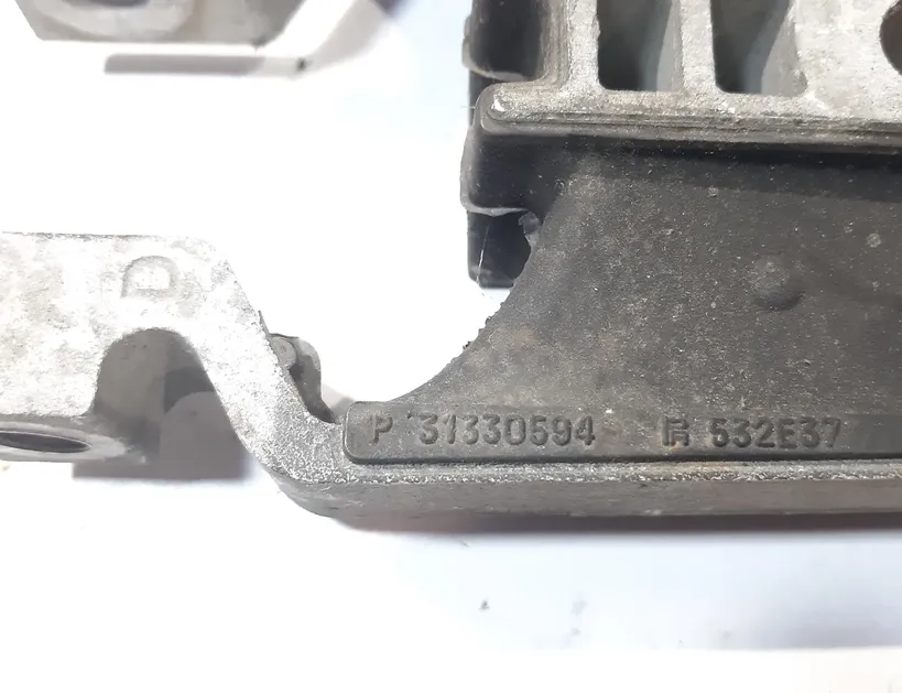 VOLVO XC90 2 generation (2014-2024) Left Side Engine Mount 31339956,31330594 12143907