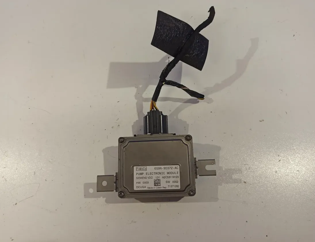 VOLVO S80 2 generation (2006-2020) Fuel Pump Control 71371282,6G9N-9D372-AC 17659448