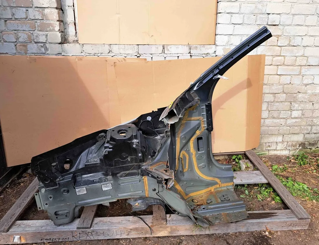 VOLVO XC90 2 generation (2014-2024) Front Right Quarter Panel 31378044 32574573