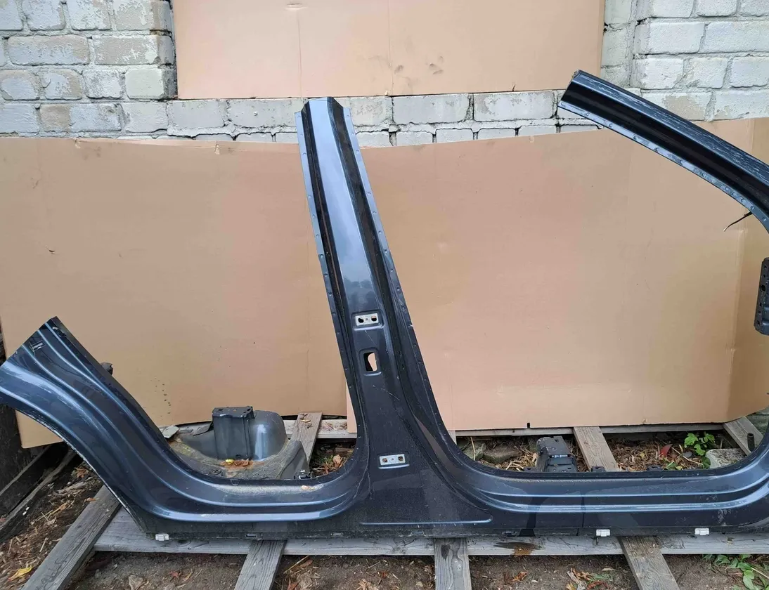 VOLVO XC60 2 generation (2017-2024) Front Right Quarter Panel 31462232,32353814 32574649