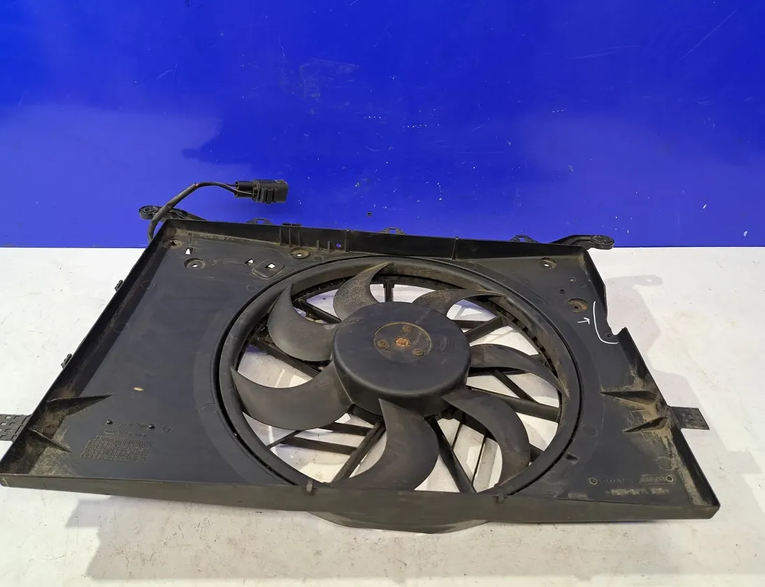 VOLVO V70 2 generation (2000-2008) Engine Cooling Fan Radiator 1137328081,0130303947,30645148 34843656