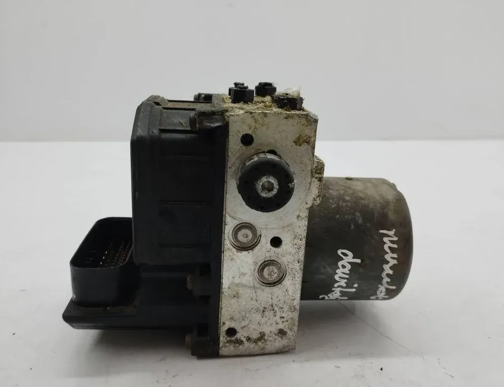 VOLVO V70 2 generation (2000-2008) ABS Pump 0265950011 34452441