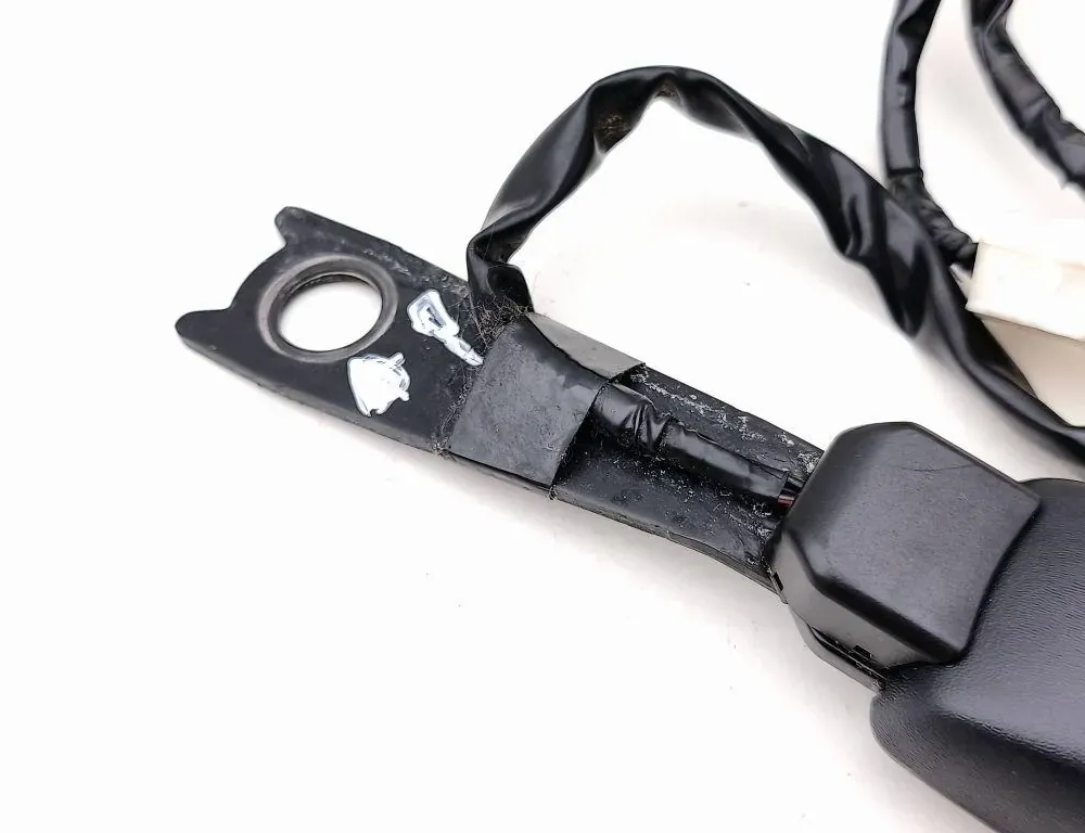 LEXUS IS XE20 (2005-2013) Front Right Seat Buckle E034501 36082525