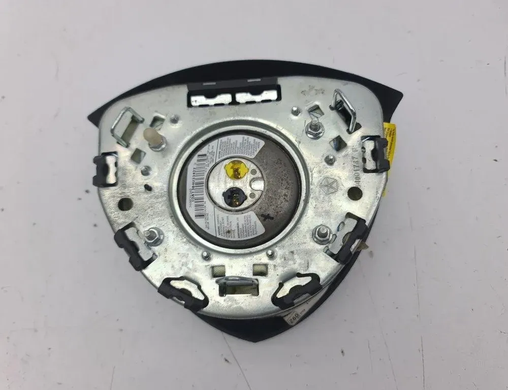 CHRYSLER Voyager 5 generation (2007-2020) Steering Wheel Airbag 0ZM11XDVAF 31008767