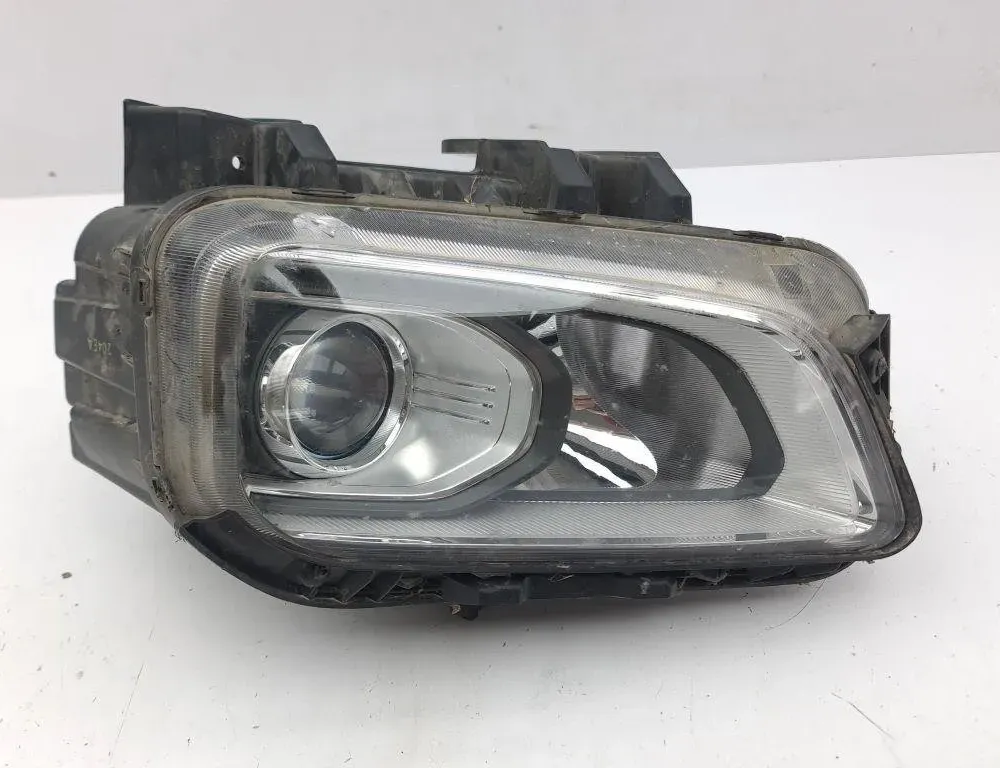 HYUNDAI Kona 1 generation (2017-2024) Front Right Headlight J992121020 31019212