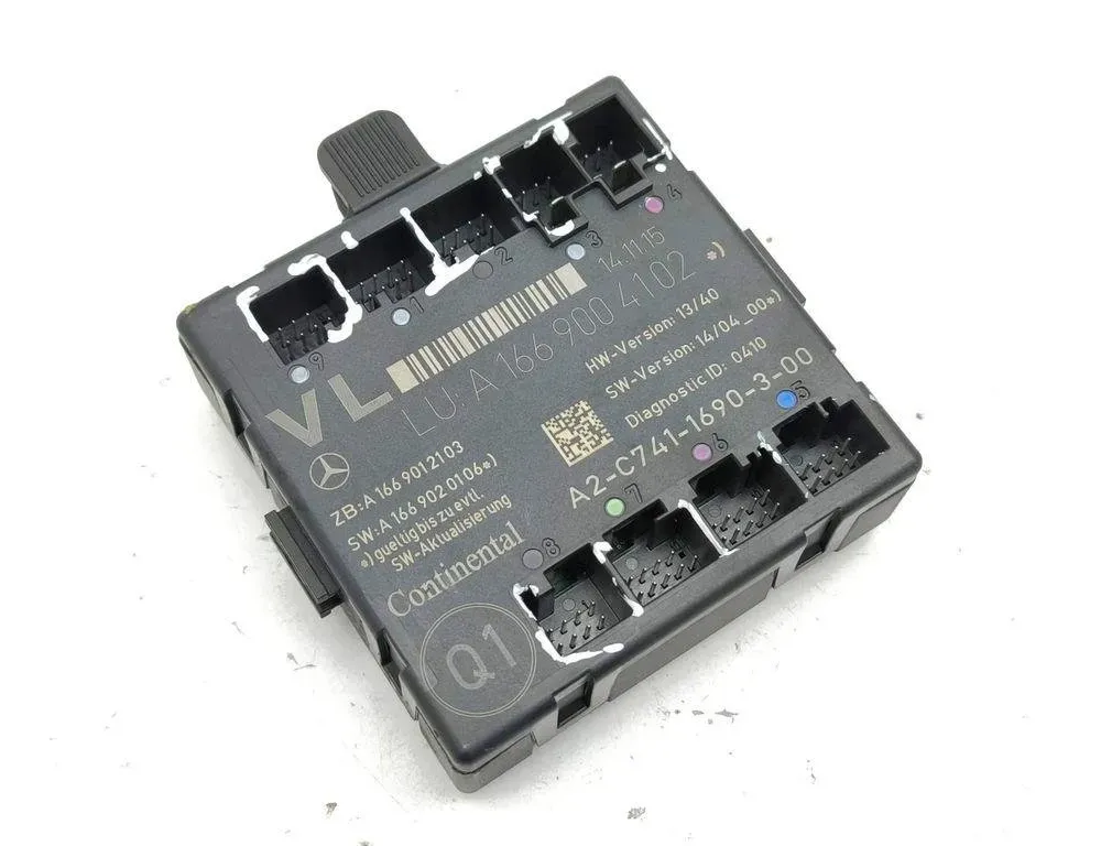 INFINITI QX30 1 generation (2016-2020) Rear Left Door Control Unit A1669004102,A1669020106 31201087