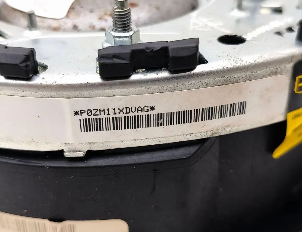 CHRYSLER Voyager 5 generation (2007-2020) Steering Wheel Airbag 6165400,9B503659 32993481